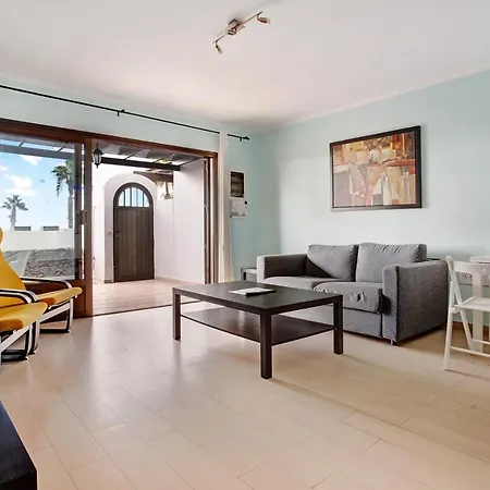 Playa Flamingo 37 Apartment