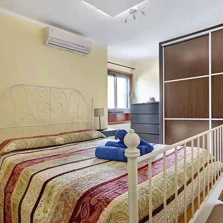 Apartment Playa Flamingo 37 *